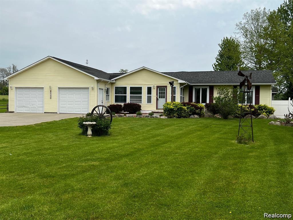 6153 S STATE Road Property Photo 1