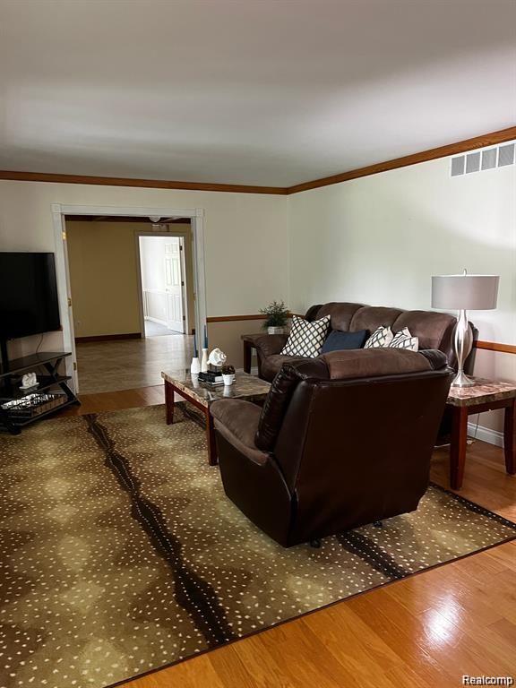 6153 S State Road Property Photo 3