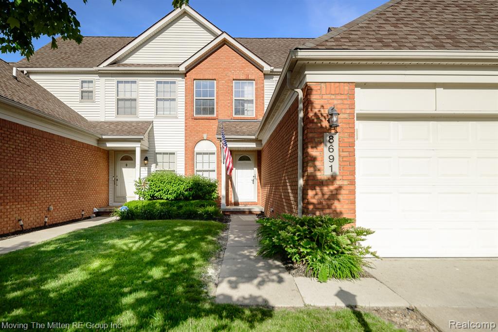 8691 Ironwood Drive Property Photo 1