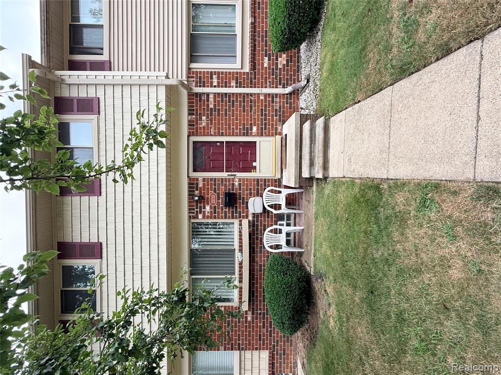 23713 Haig Property Photo 1