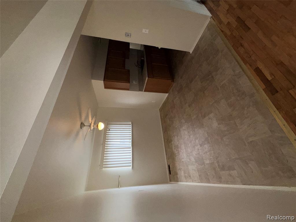 23713 Haig Property Photo 4