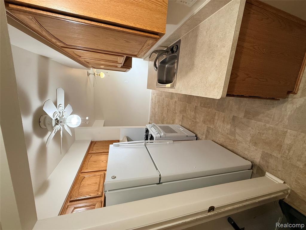 23713 Haig Property Photo 7