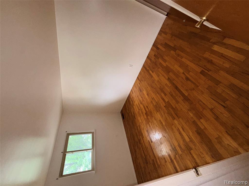 23713 Haig Property Photo 12