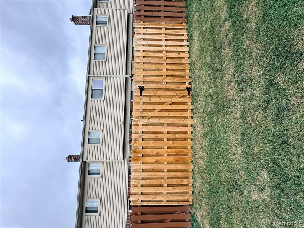 23713 Haig Property Photo 15