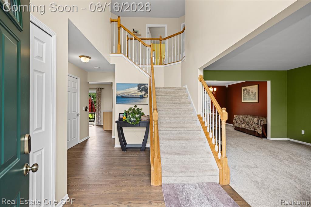 8922 Redstone Drive Property Photo 6