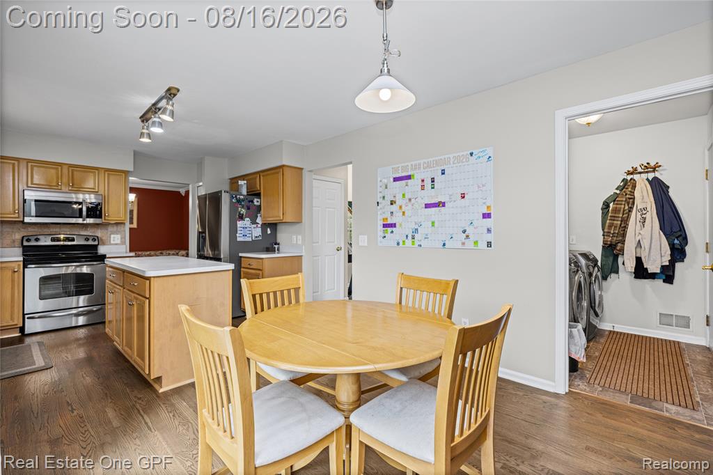 8922 Redstone Drive Property Photo 25