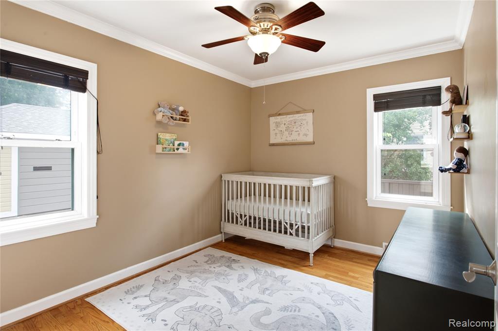 2060 Royal Avenue Property Photo 27