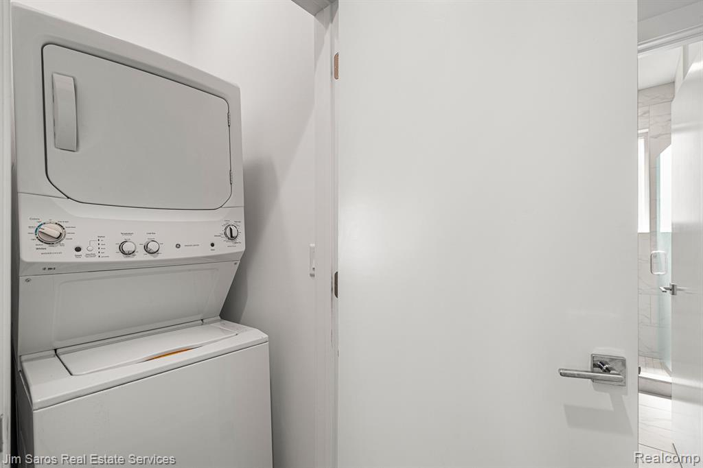 2834 John R Property Photo 17