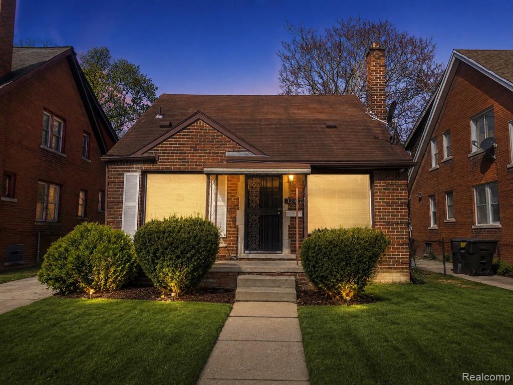 12907 Mansfield Street Property Photo 1