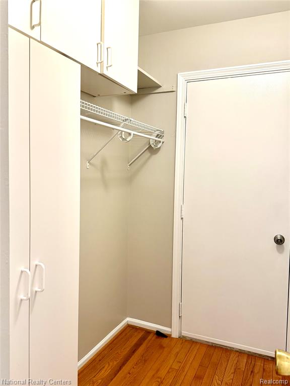 12237 Cambridge Property Photo 17