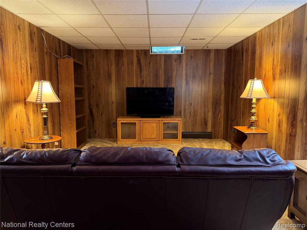 12237 Cambridge Property Photo 30