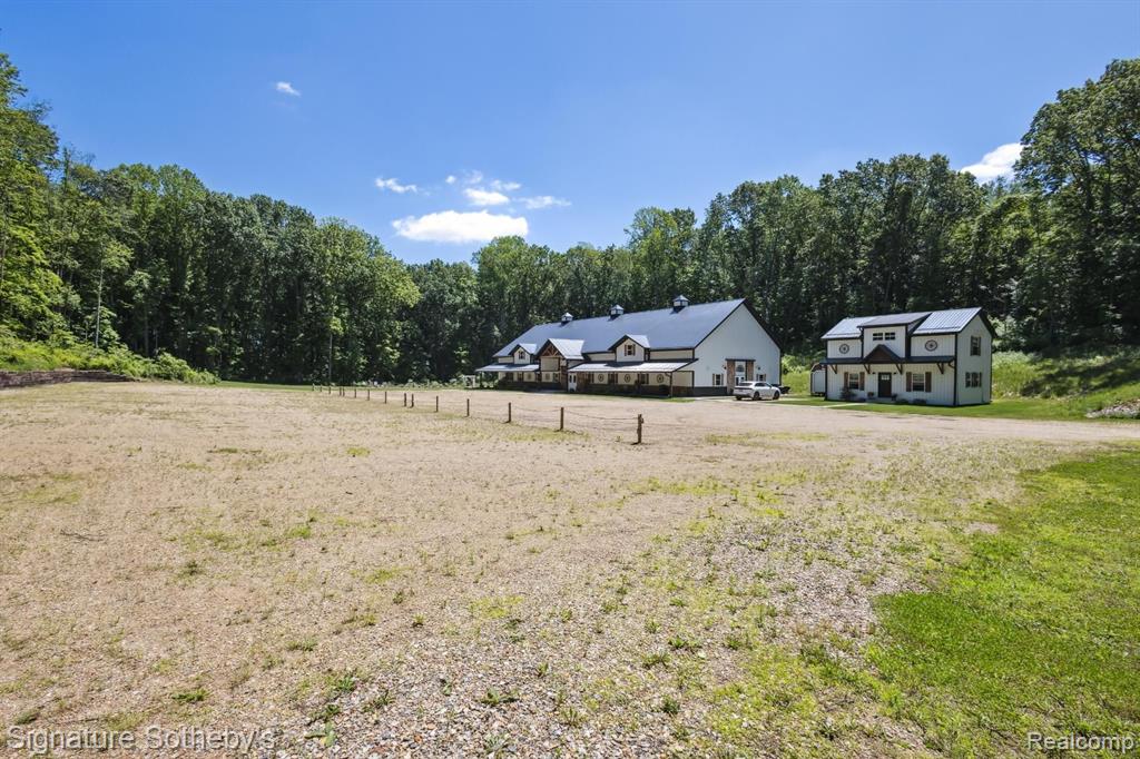 15165 Main Street Property Photo 41
