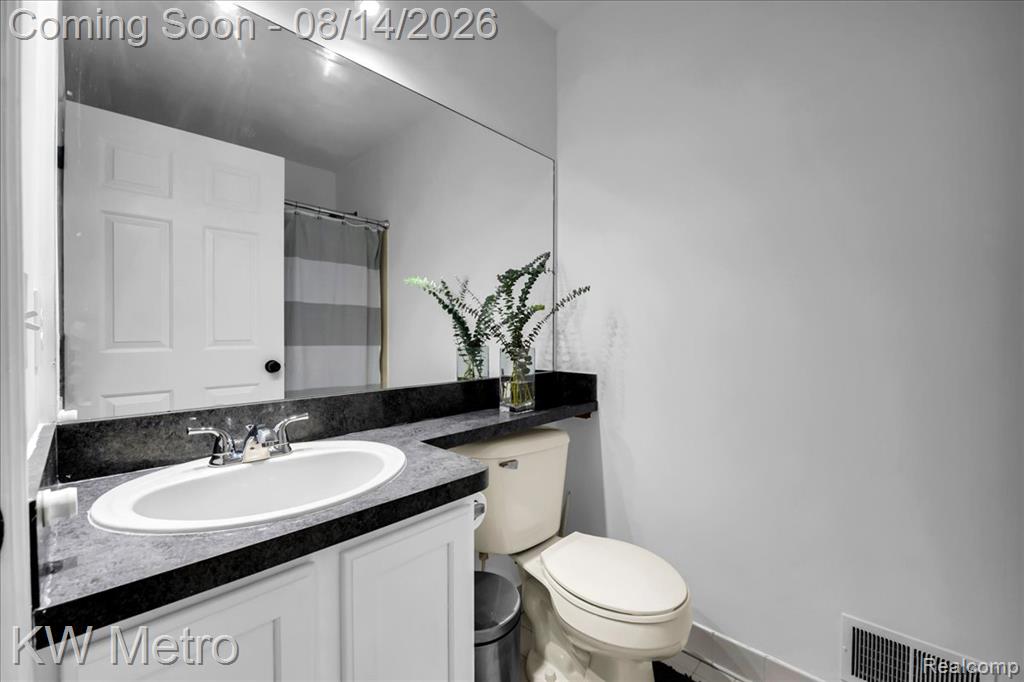 779 Piper Boulevard Property Photo 19