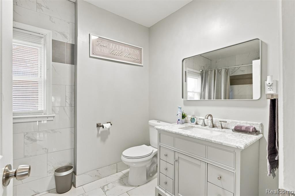3210 Lawrence Street Property Photo 18