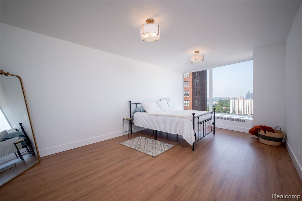 8200 E Jefferson Ave #1703 Property Photo 13