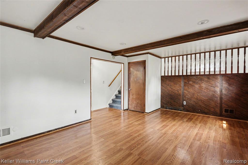 2918 Saratoga Drive Property Photo 5