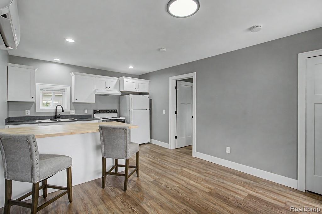 2510 Lakeside Drive Property Photo 24