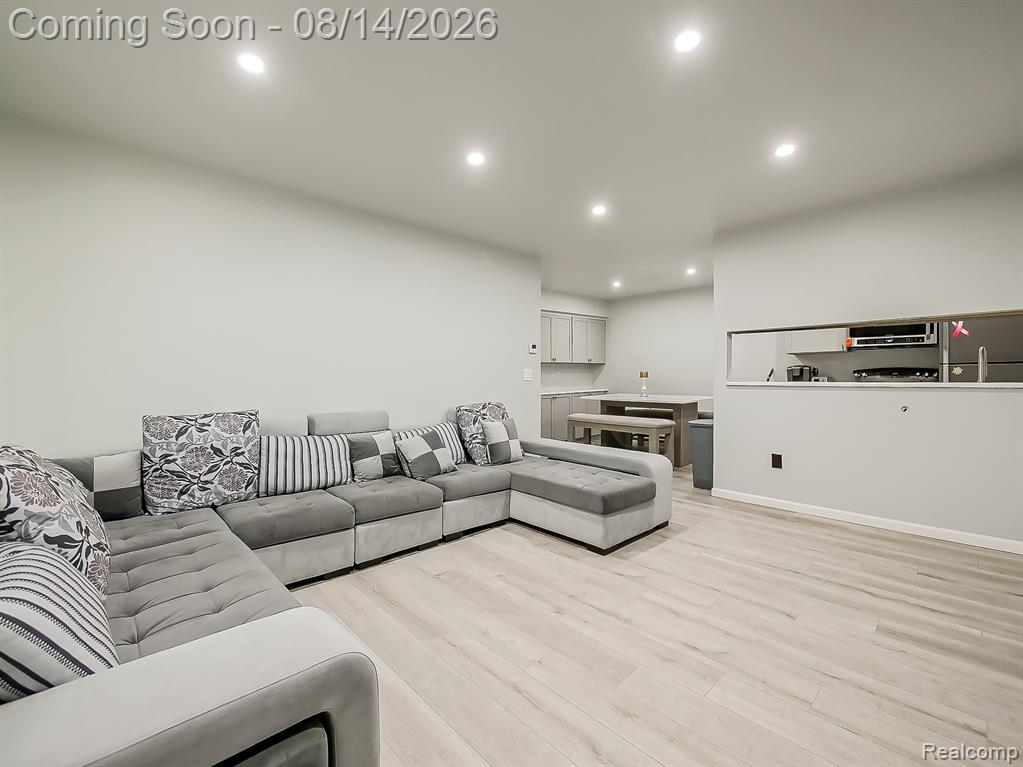 29101 Hayes Road Property Photo 4