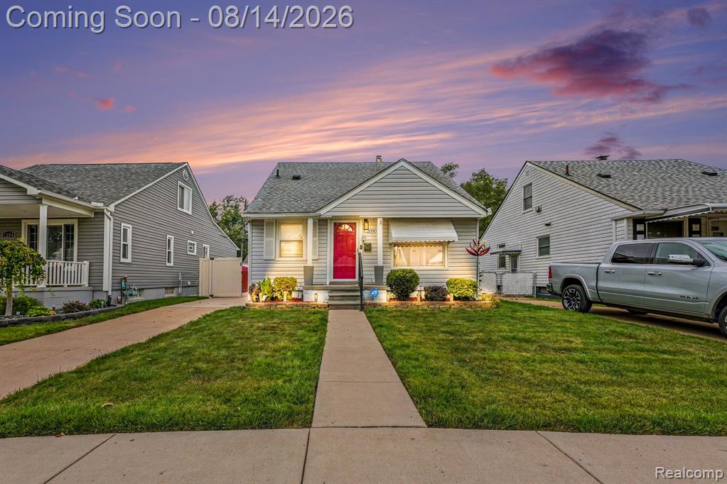 2090 Leblanc Street Property Photo 1