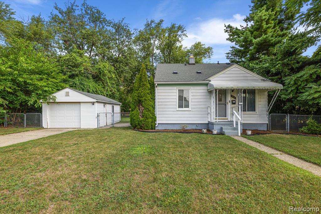 555 Donald Avenue Property Photo 1