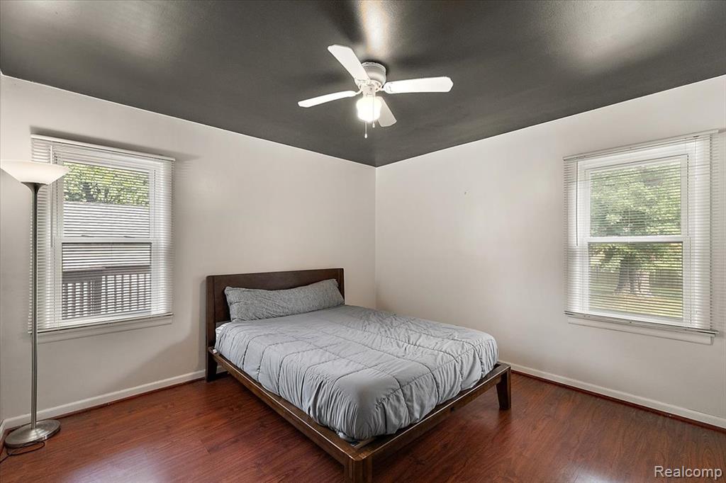 555 Donald Avenue Property Photo 23