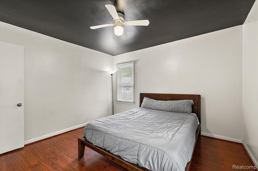 555 Donald Avenue Property Photo 25