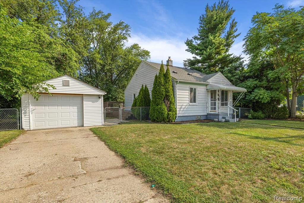 555 Donald Avenue Property Photo 41