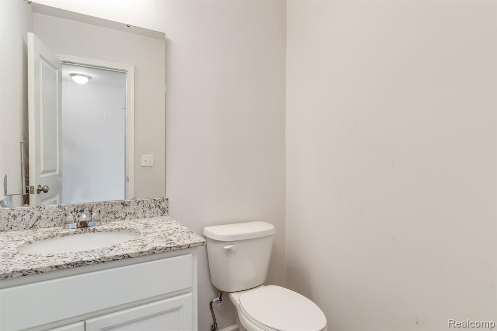 10219 Island Lake Drive Property Photo 13