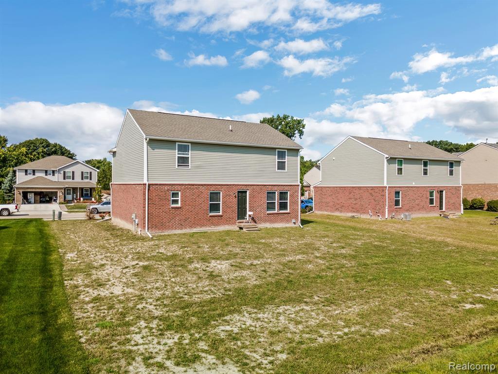 10219 Island Lake Drive Property Photo 33