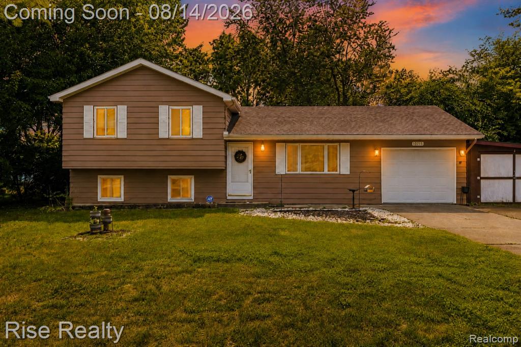 10215 W Frances Road Property Photo 1