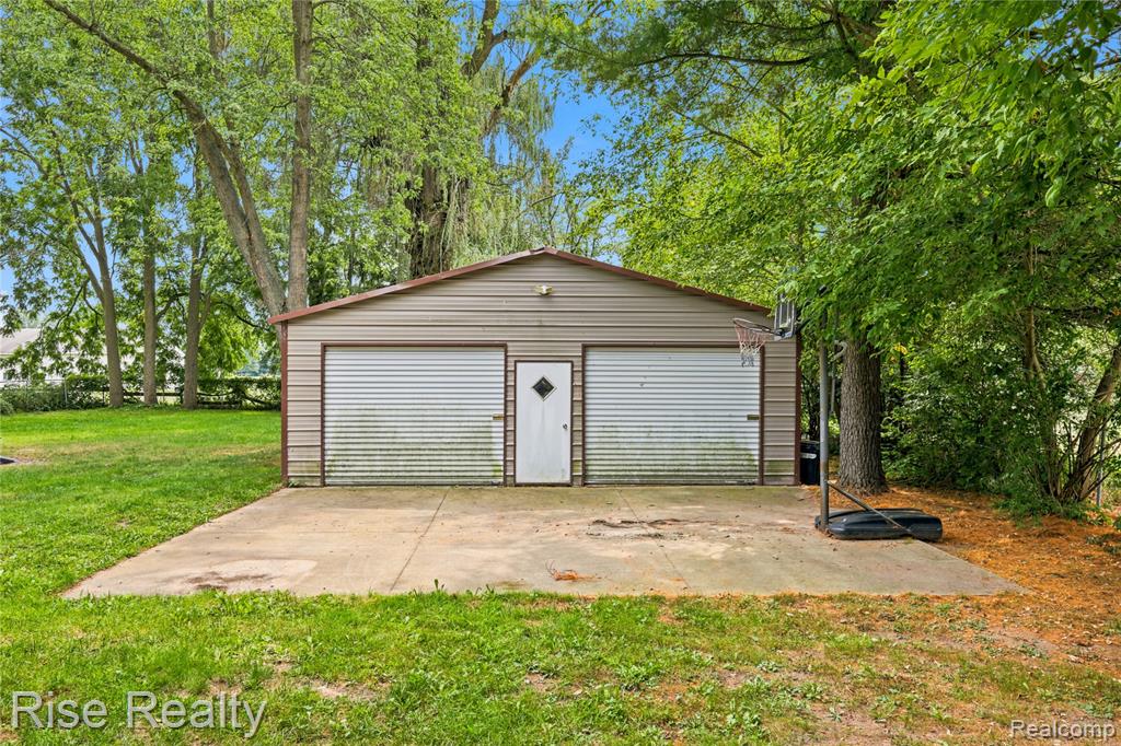 10215 W Frances Road Property Photo 25