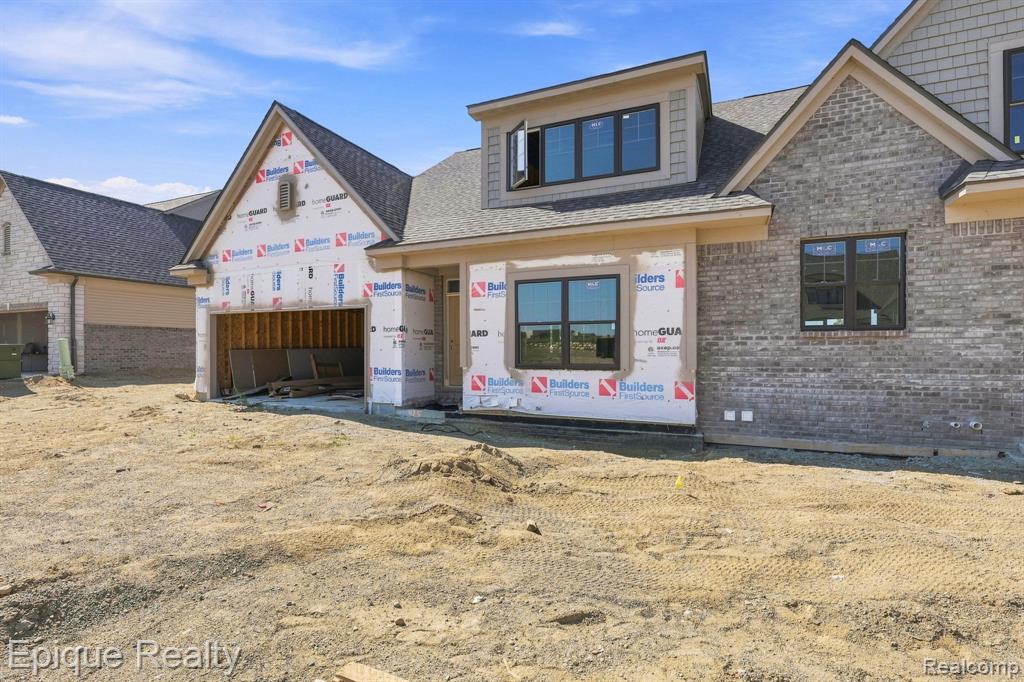 425 Cornerstone Drive Property Photo 1