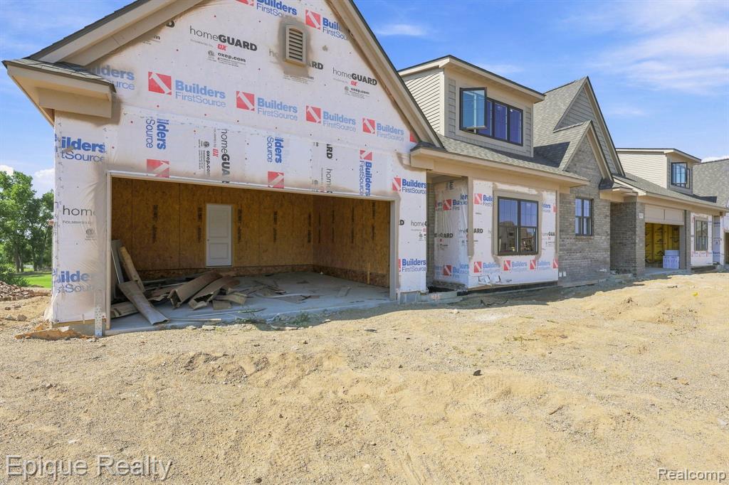 425 Cornerstone Drive Property Photo 2
