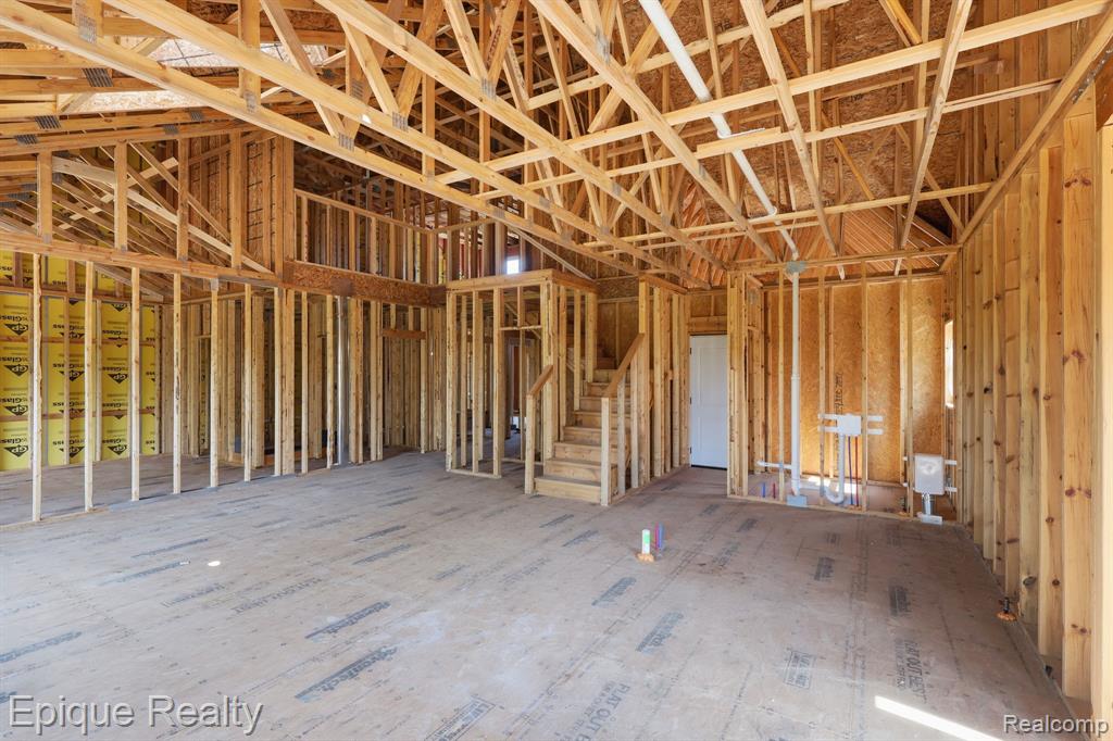425 Cornerstone Drive Property Photo 3