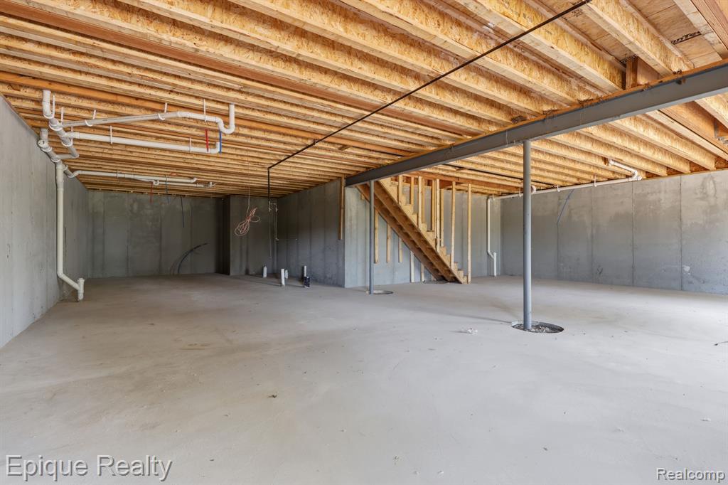 425 Cornerstone Drive Property Photo 17