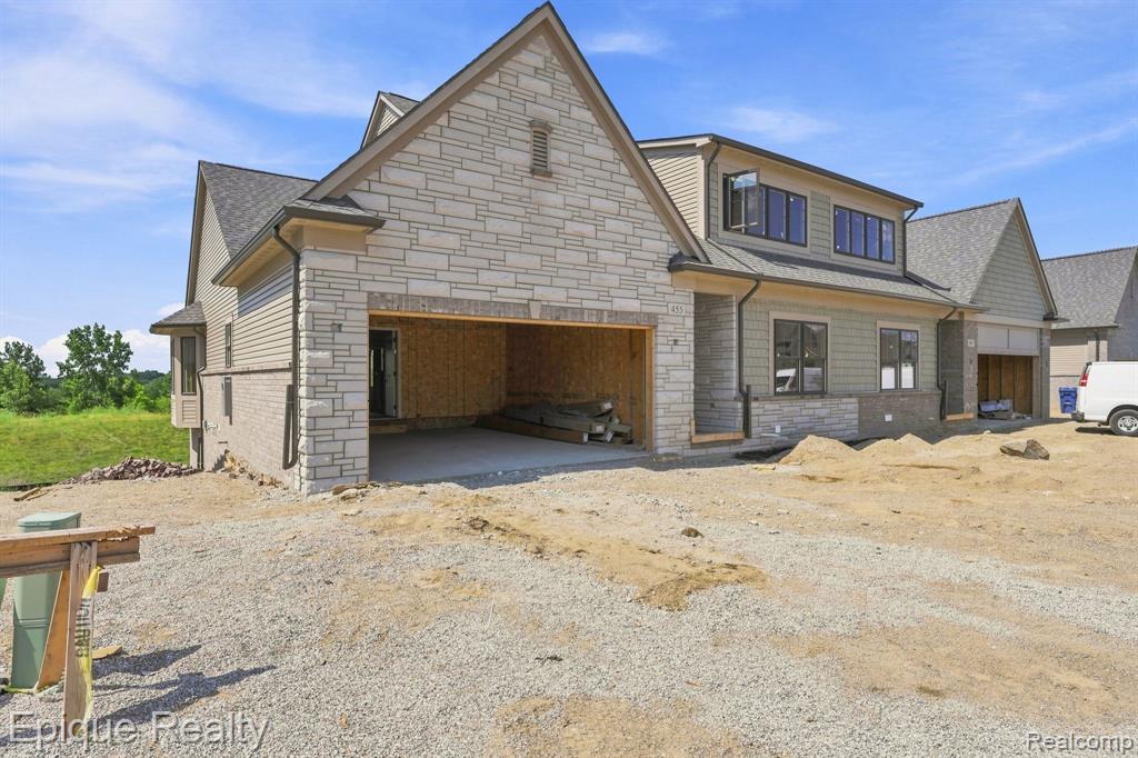 455 Cornerstone Drive Property Photo 1