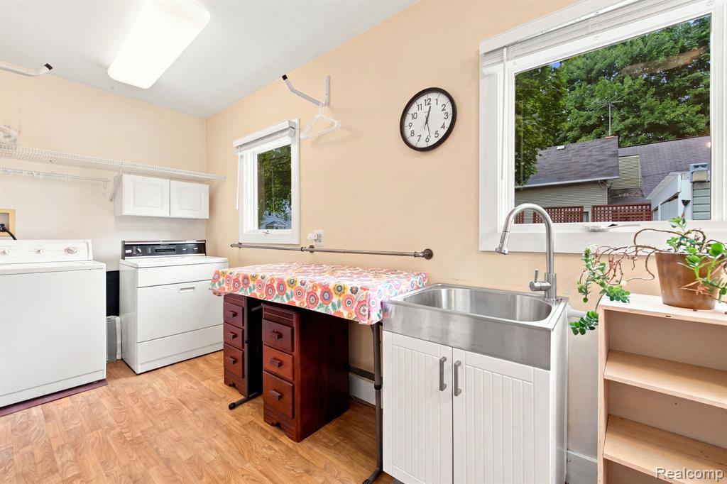 79 Dennison Street Property Photo 25