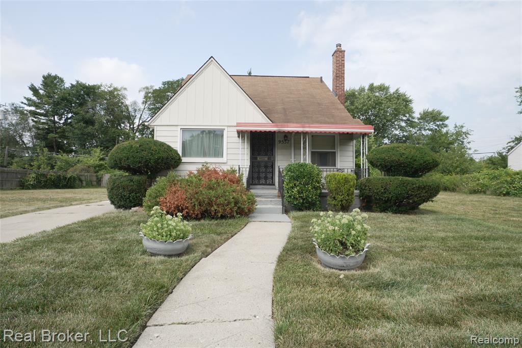 9557 Meyers Road Property Photo 1