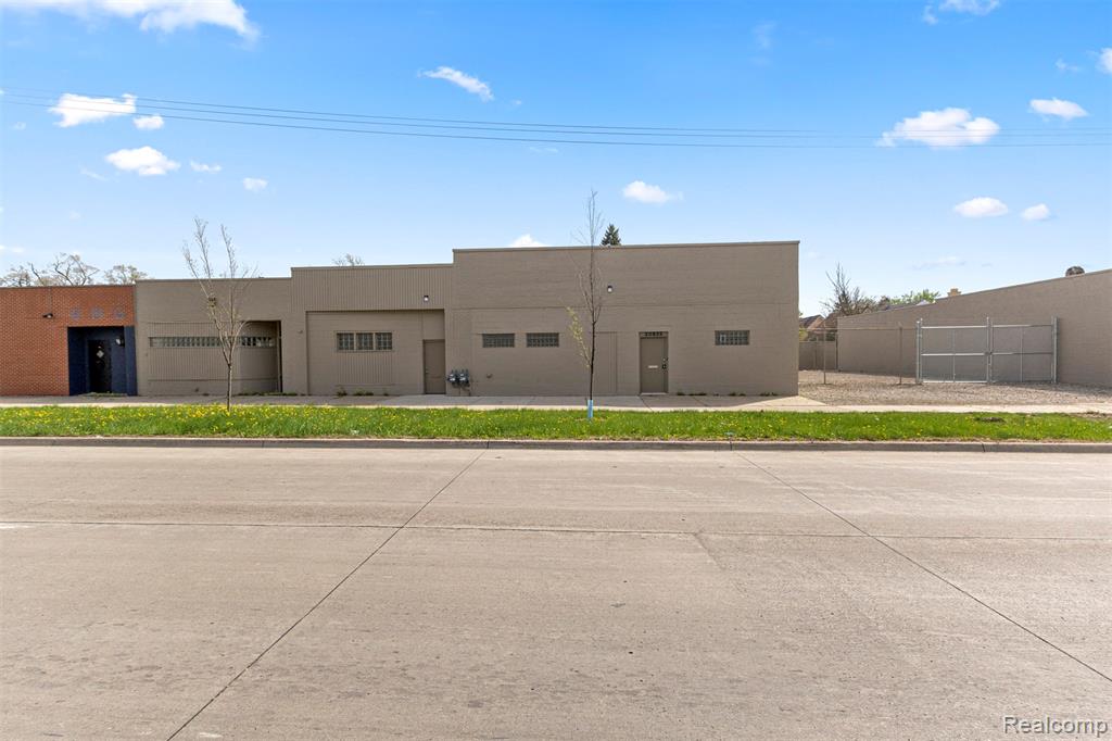20825 Joy Road Property Photo 1