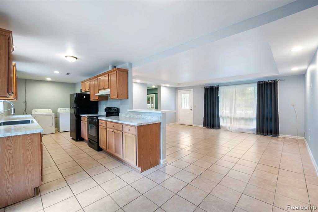 2495 Walce Drive Property Photo 12