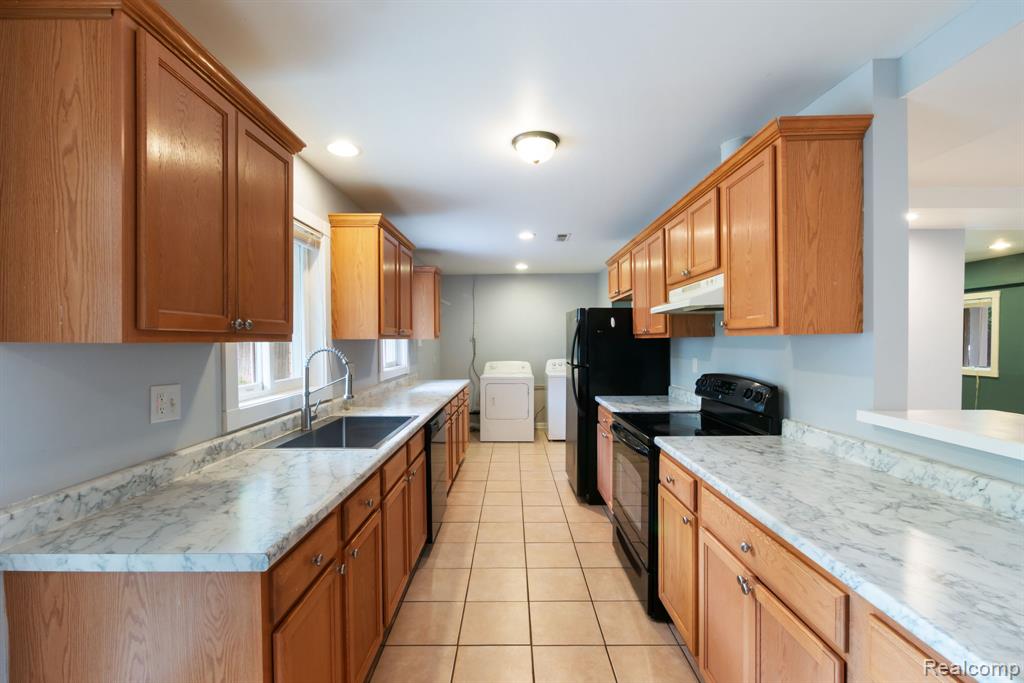 2495 Walce Drive Property Photo 15