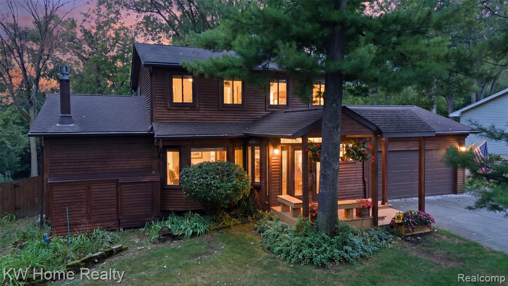 21435 Gill Road Property Photo 1