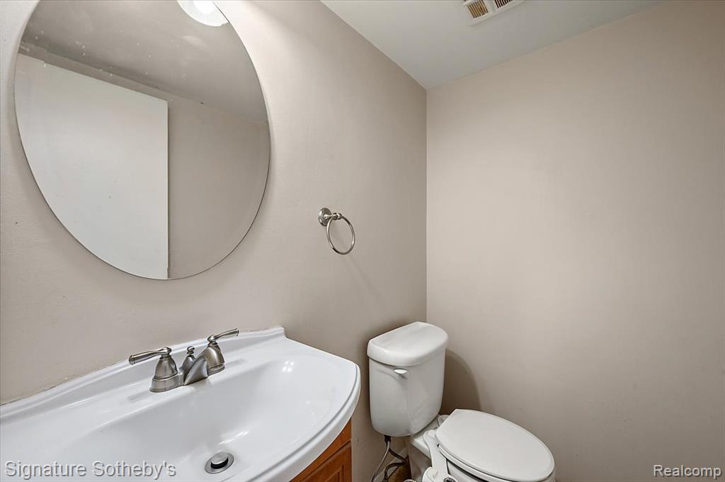 36702 Park Place Drive Property Photo 19