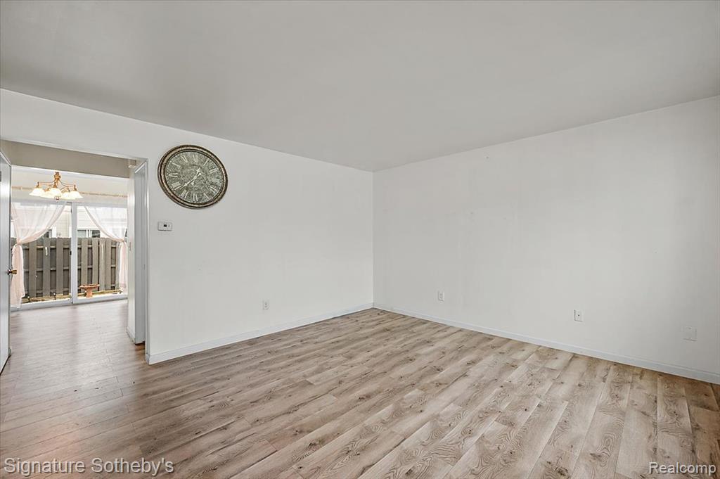 36702 Park Place Drive Property Photo 21