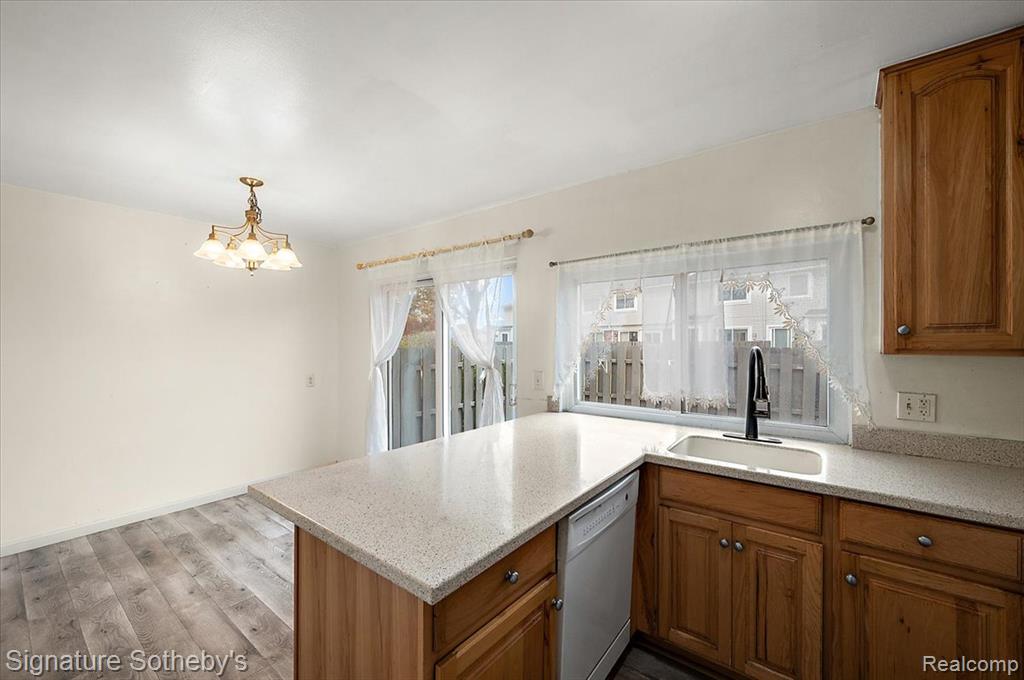 36702 Park Place Drive Property Photo 29