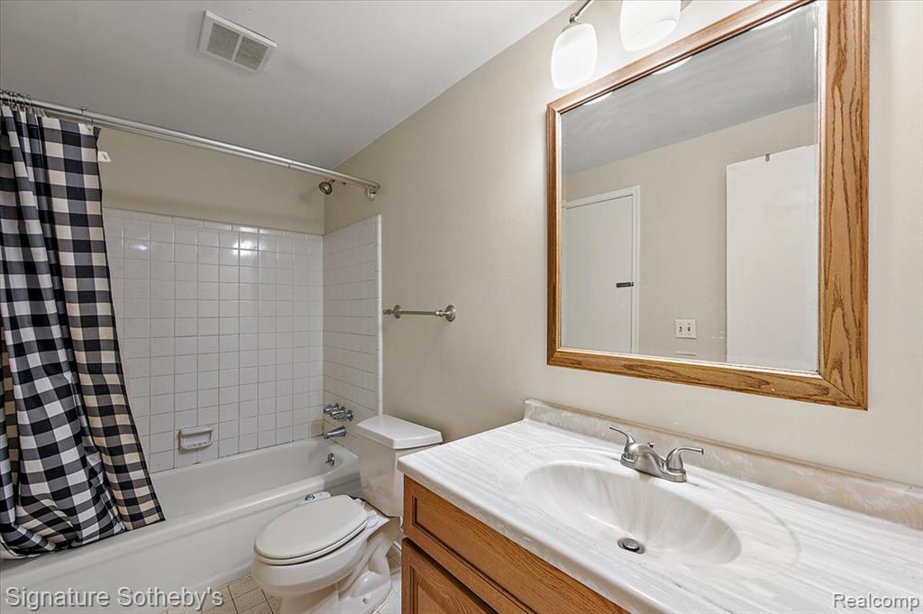 36702 Park Place Drive Property Photo 34