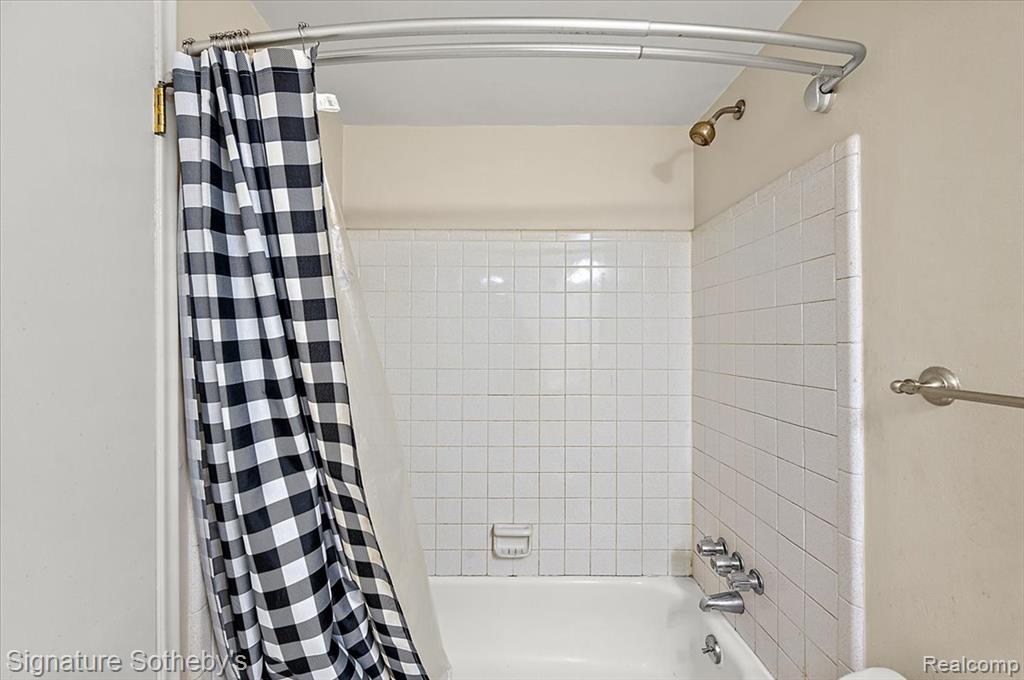 36702 Park Place Drive Property Photo 36