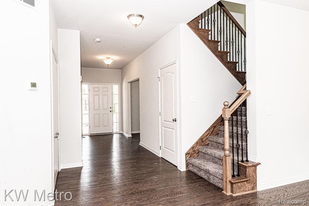 34608 John Bartley Circle Property Photo 2