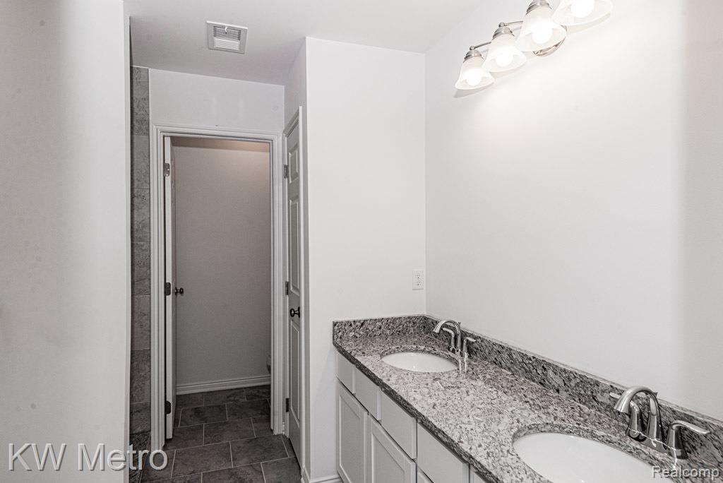 34608 John Bartley Circle Property Photo 11