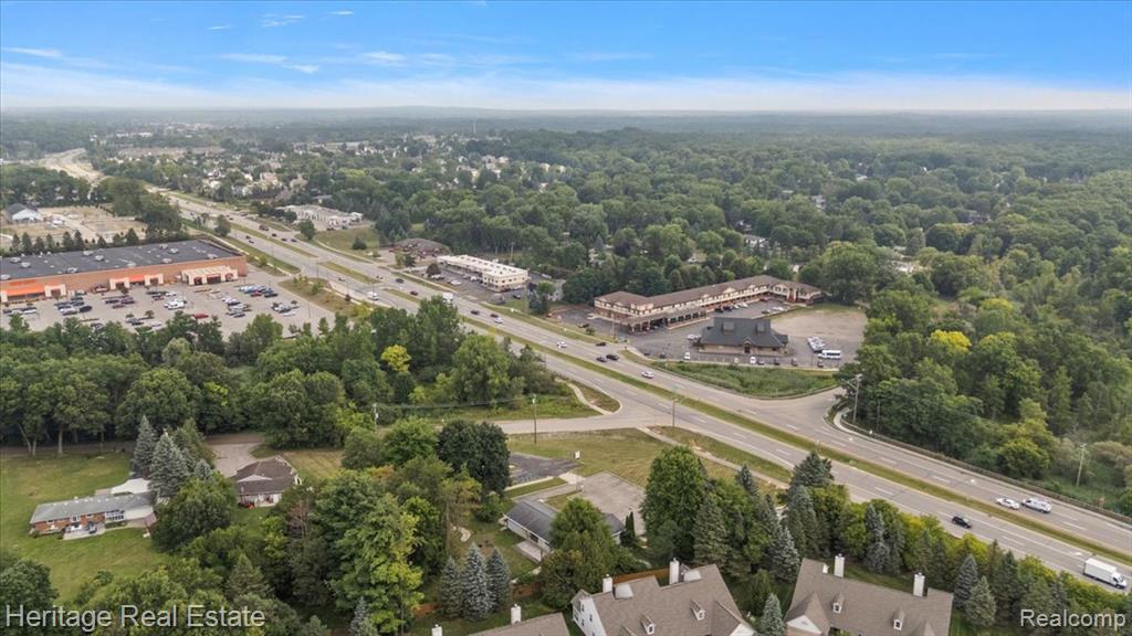 2800 S Lapeer Road Property Photo 3